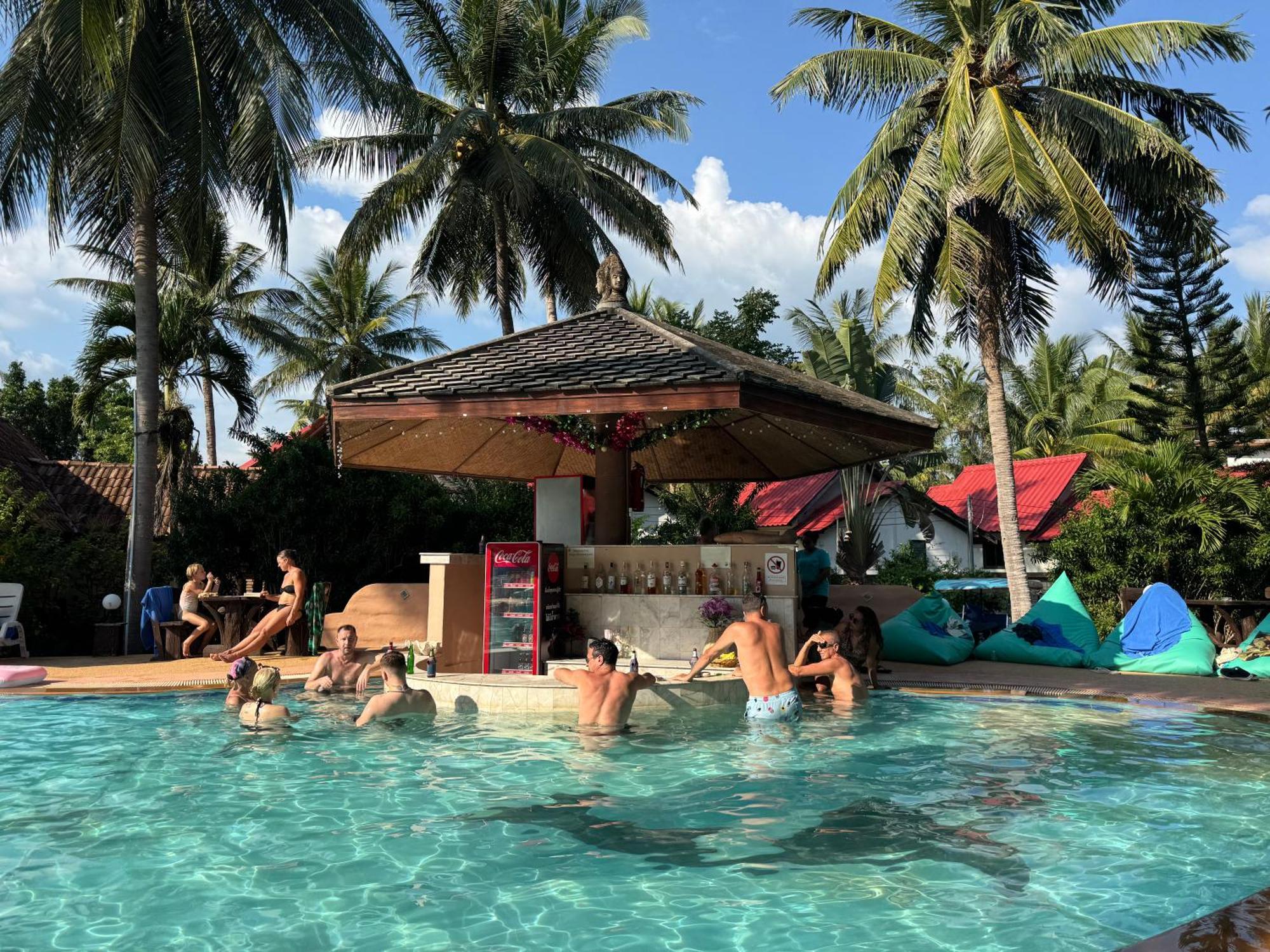 Laguna Beach Club Resort Koh Lanta Ngoại thất bức ảnh